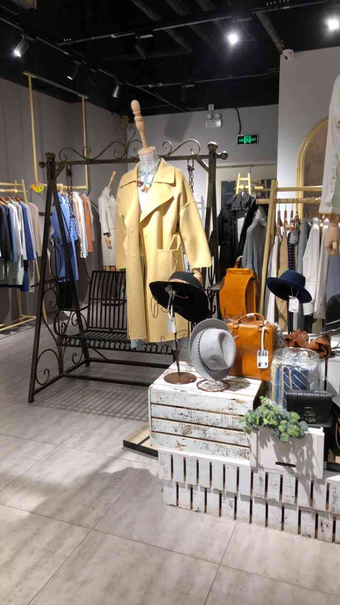 organicwork(荟聚中心店)-"荟聚五周年,商场活动搞得很好,朋友还从滨.