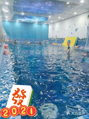 这个宝贝真的很勇敢呢!