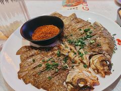-肥肥虾庄·金牌油焖大虾(首义路店)