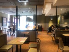 大堂-肯德基(盘龙奥莱店)