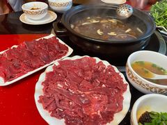 -乳仔牛牦牛汤锅 烤羊排(松潘古城店)