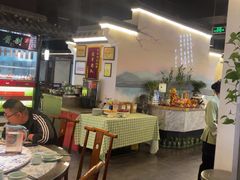-卢大鲜鱼头捞饭(美利广场店)