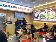 -犟骨头排骨饭•大骨面(弘阳广场店)