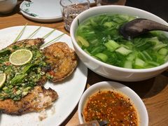 -一坐一忘云南菜(嘉里中心店)