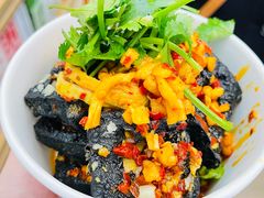 -黑色经典臭豆腐·湖南特产(坡子街店)