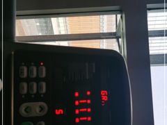 -银吉姆健身(恒隆馆)