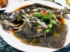 -东方红海鲜百汇(国际大厦店)