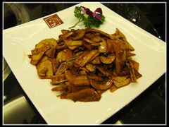 笋干爆鲜蘑-院落创意菜