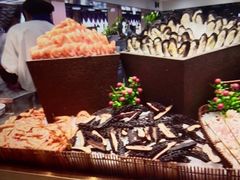 -新艺自助美食城(中山路店)