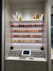 -法国娇兰精品店