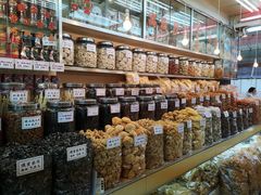 面包甜点陈列柜-海味参茸燕窝街