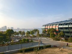 -上海滴水湖皇冠假日酒店