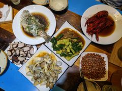 -臻鲜燕海鲜融合餐厅(金陵style店)