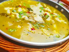 -有红鸡毛店·川菜(建设路店)