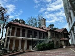 -香港大学