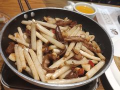 -黄泥岗·地道湖北菜(奥特莱斯店)