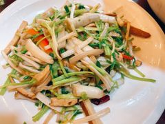 韭菜炒香干-旭龙鱼头王(航华店)