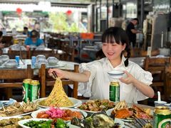 -四川小胡子海鲜(丁村万人海鲜广场店)