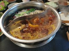 -岗上渣渣老火锅(两路口店)