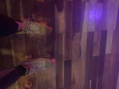 -奔马滚轴溜冰场