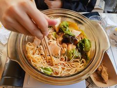 -满格嗦新疆椒麻鸡火锅.炒米粉(川大江安校区店)