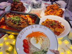 -巴特餐饮6加1音乐餐吧·新疆菜