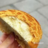 港式茶餐厅的菠萝包就没有不好吃的 疯狂掉渣啊