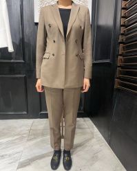 -红领RED COLLAR西装定制体验中心