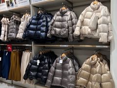 -优衣库(上海金桥国际商业广场店)