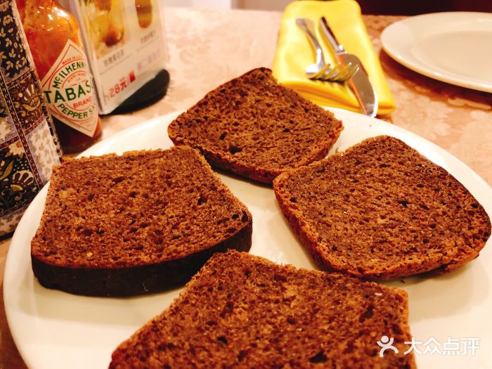 老井俄式餐厅俄罗斯黑面包图片