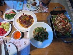 -黄泥岗·地道湖北菜(奥特莱斯店)