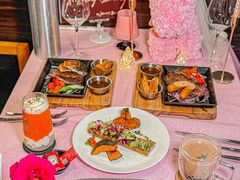 -伯顿西餐厅(厚街香榭丽店)