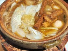 -阿润打边炉·鲜切鸡煲(华漕店)