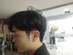 -镁连社·美联社
