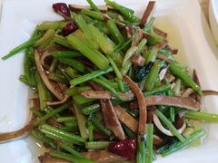 芹菜炒香干-新天厨酒家(二分店)