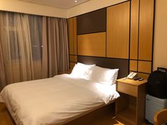 -全季酒店(石家庄裕华东路万达广场店)