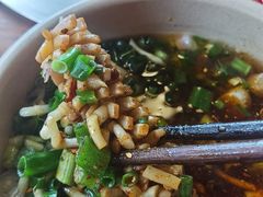 -城墙拐拐火锅(三峡广场黑金冠店)