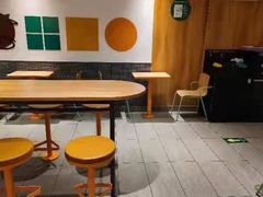 大堂-麦当劳(玉桥中路店)