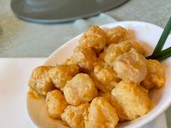 咸蛋黄虾球-亢龙太子酒轩(东湖店)