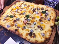 水果风味火焰烤饼-MOSSO德国餐厅·音乐酒吧(环宇荟店)
