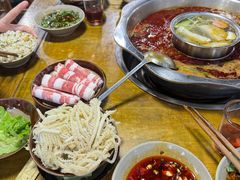 -正南齊北重庆老火锅(光华村直营店)