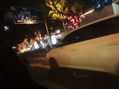 -上海龙之梦万丽酒店