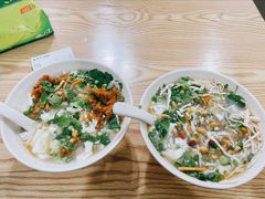 特色牛肉豆腐脑-晓友烧麦(光华村店)