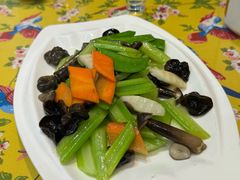 -芳姨广东砂锅粥(张庄路店)