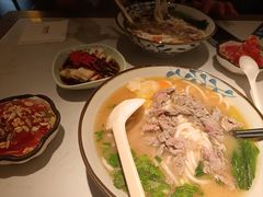 -鑫花溪牛肉米粉(凤凰街创始总店)