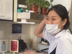 -红像馆连锁精致证件照职场照(中关村店)