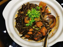 干豆角红烧排骨煲-马仕玖煲·融合菜·酥不腻烤鸭(人大店)