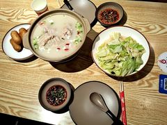 -叁煨蹄花·下饭盐帮菜(人民广场店)