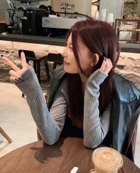 -V8潮牌·接发烫染连锁