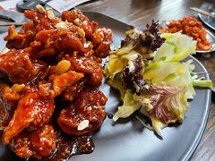 韩式炸鸡-MI WU FACTORY米屋美食工厂餐厅(绿地店)